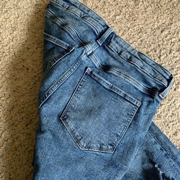 Gap | 8/29 regular high rise universal legging - Picture 2 of 6